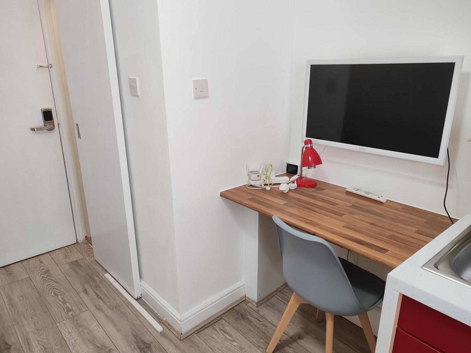 Kilburn High Road Studio Apartments لندن المظهر الخارجي الصورة