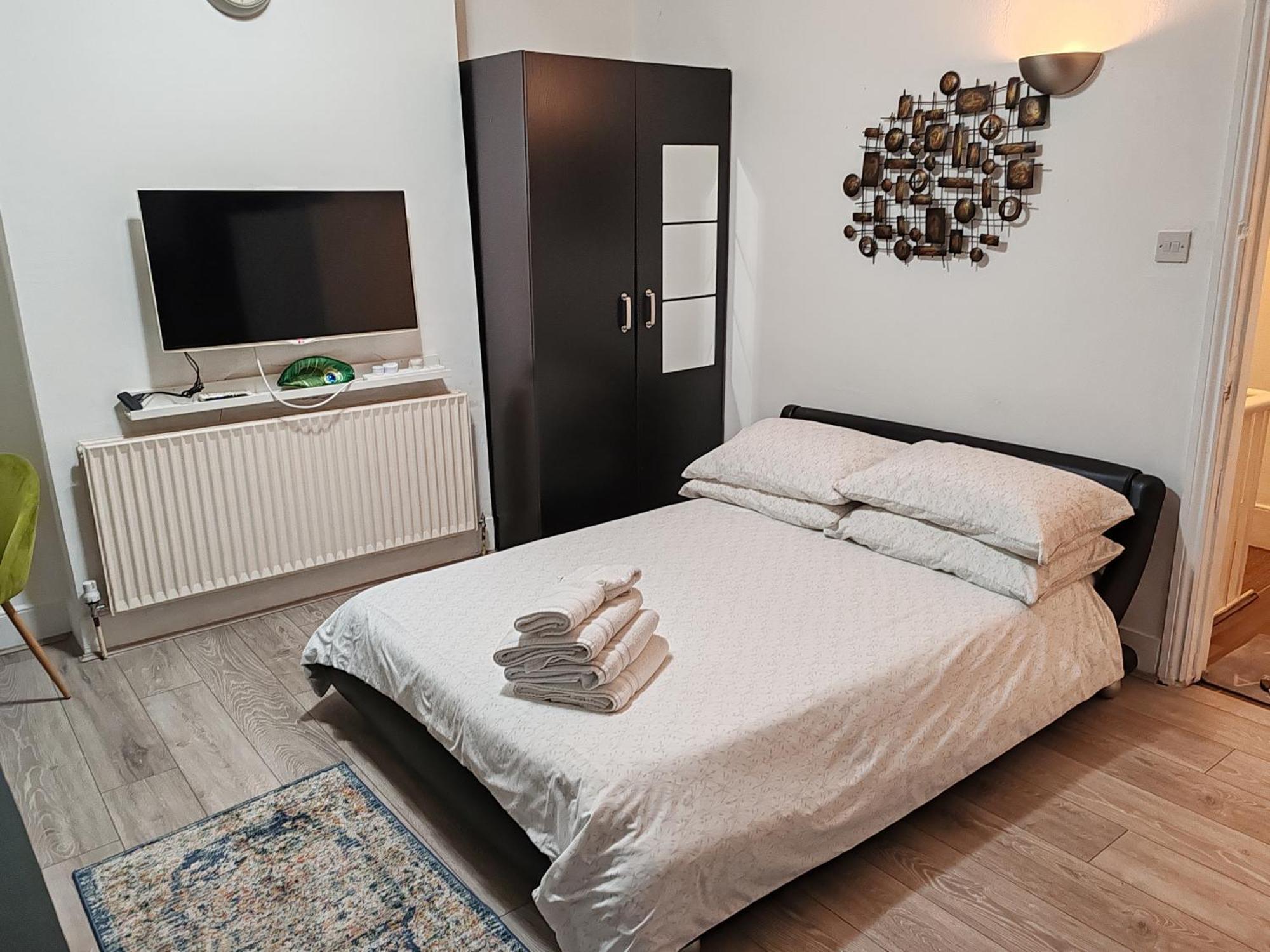Kilburn High Road Studio Apartments لندن المظهر الخارجي الصورة