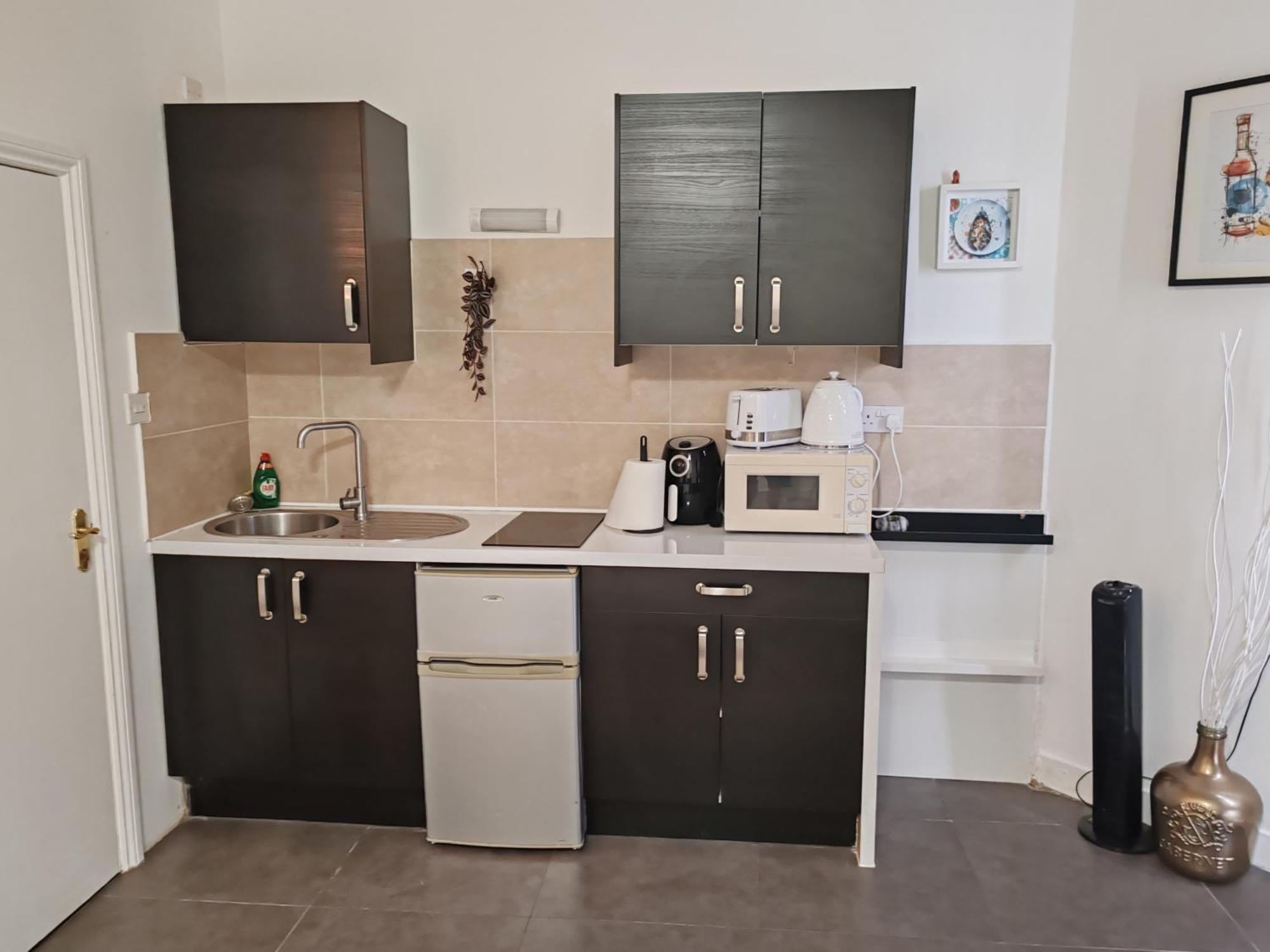 Kilburn High Road Studio Apartments لندن المظهر الخارجي الصورة
