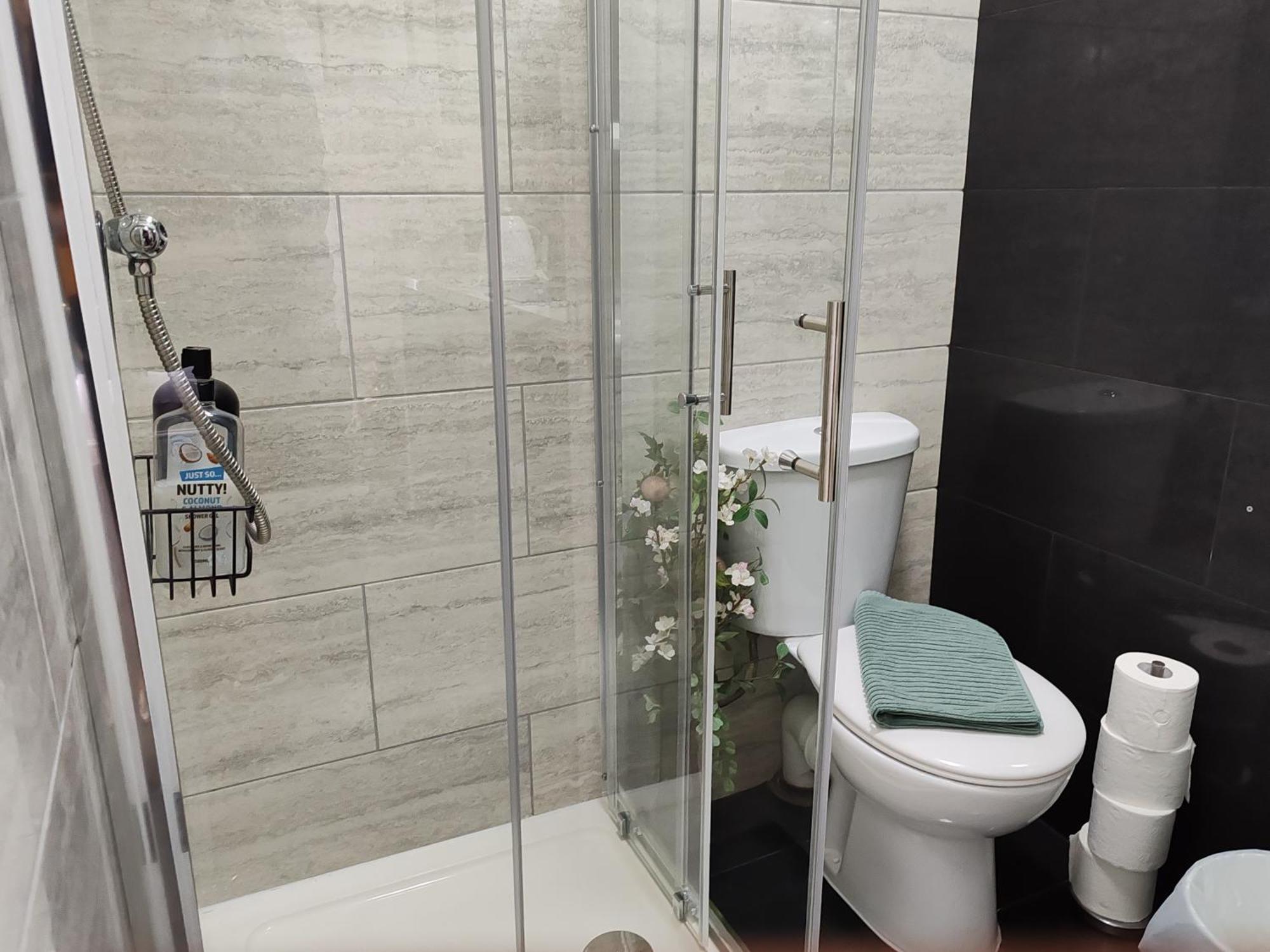 Kilburn High Road Studio Apartments لندن المظهر الخارجي الصورة