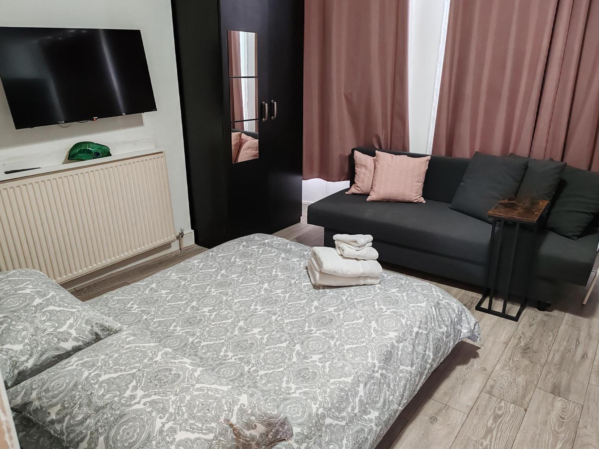 Kilburn High Road Studio Apartments لندن المظهر الخارجي الصورة